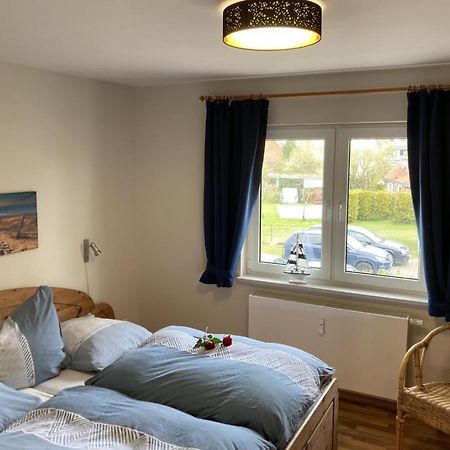 Wohnung 9 Meer-Ruhe Im Haus Stranddistel Komfortable Ferienwohnung Im 1 Og Fuer 4 Personen In Цингст Экстерьер фото