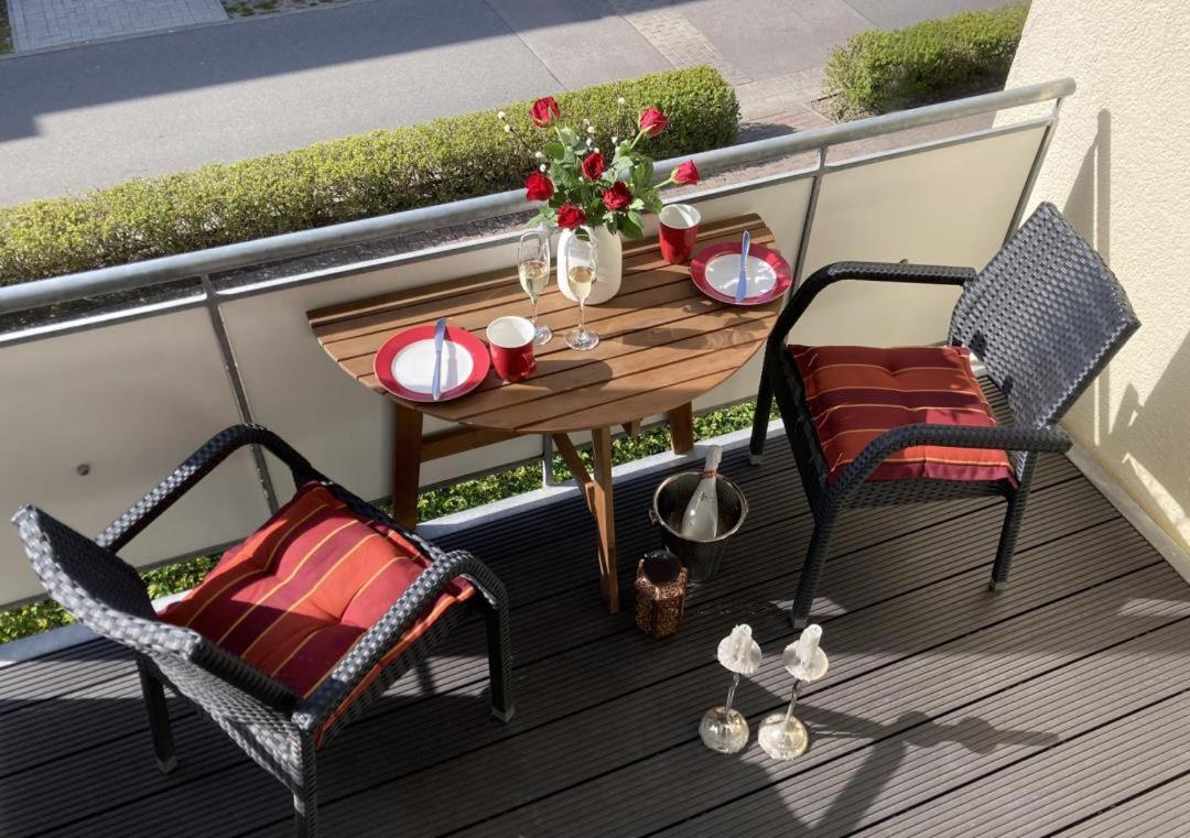 Wohnung 9 Meer-Ruhe Im Haus Stranddistel Komfortable Ferienwohnung Im 1 Og Fuer 4 Personen In Цингст Экстерьер фото
